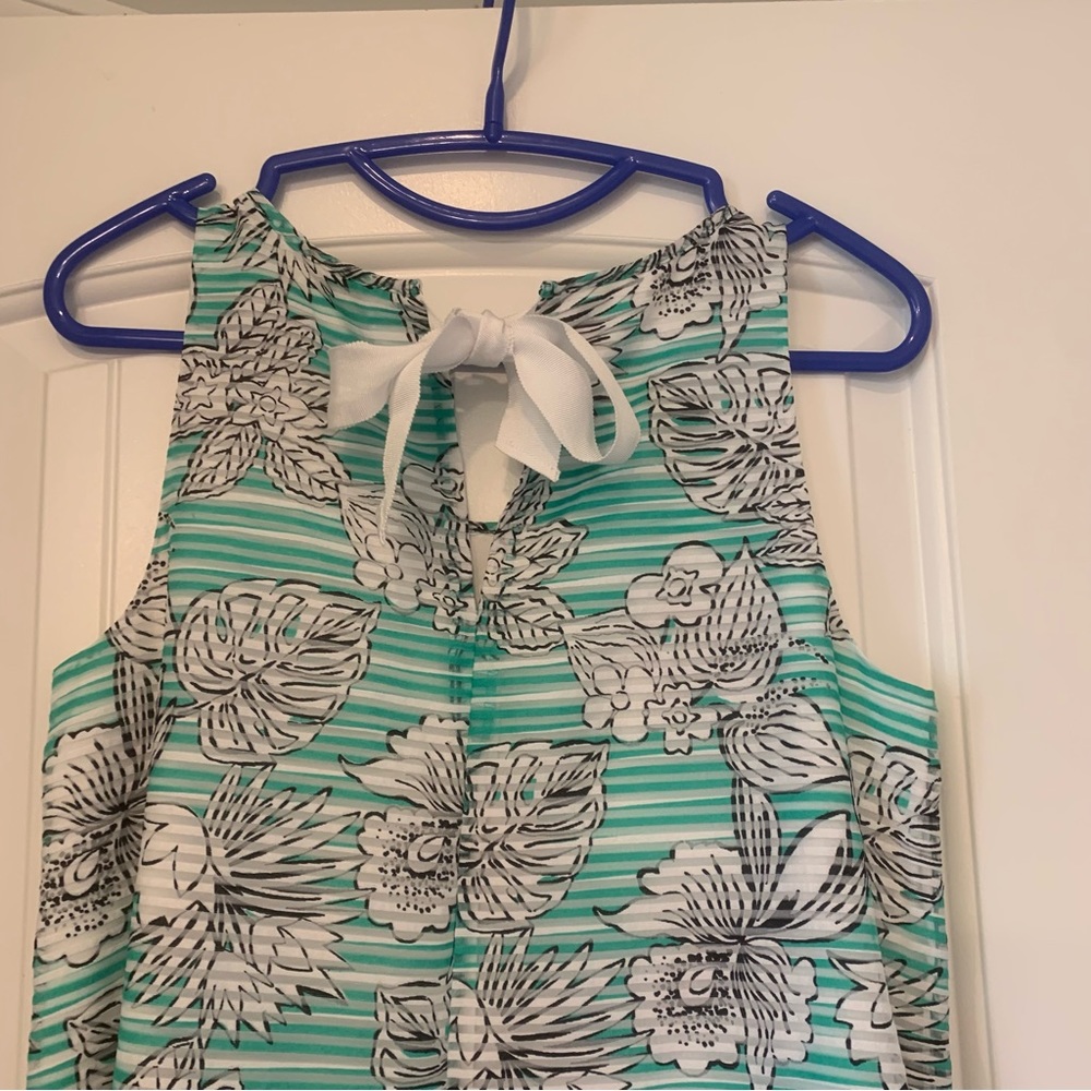 Crown & Ivy Floral Green, White, & Navy Dress - Picture 6 of 9